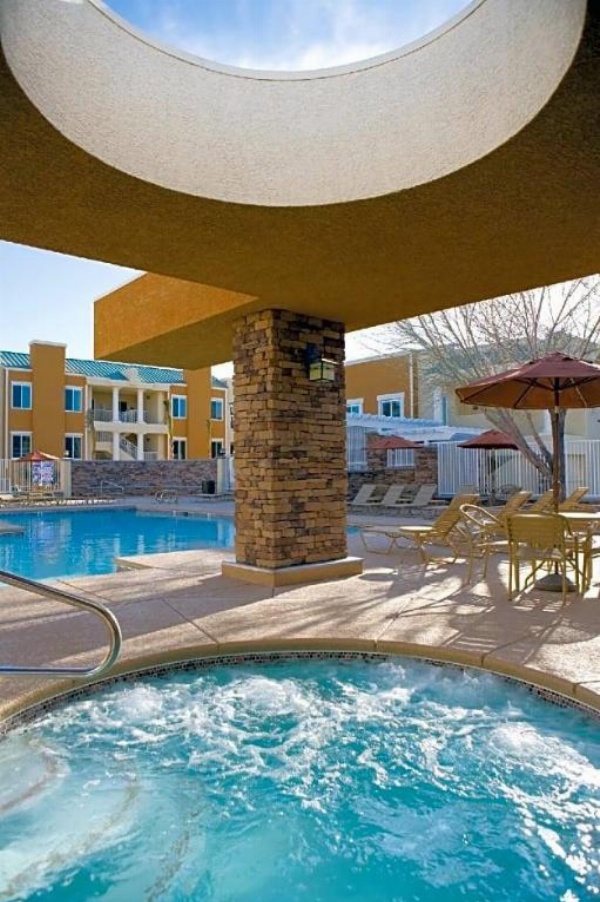 Worldmark Las Vegas Tropicana image 12